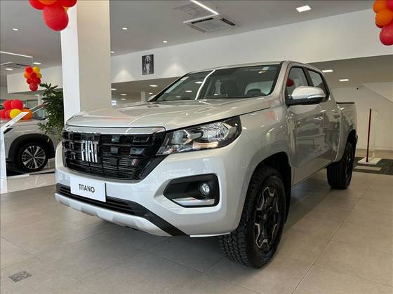 FIAT TITANO 2.2 TURBO DIESEL VOLCANO 4X4 AT6 FIAT TITANO 2.2 TURBO DIESEL VOLCANO 4X4 AT6